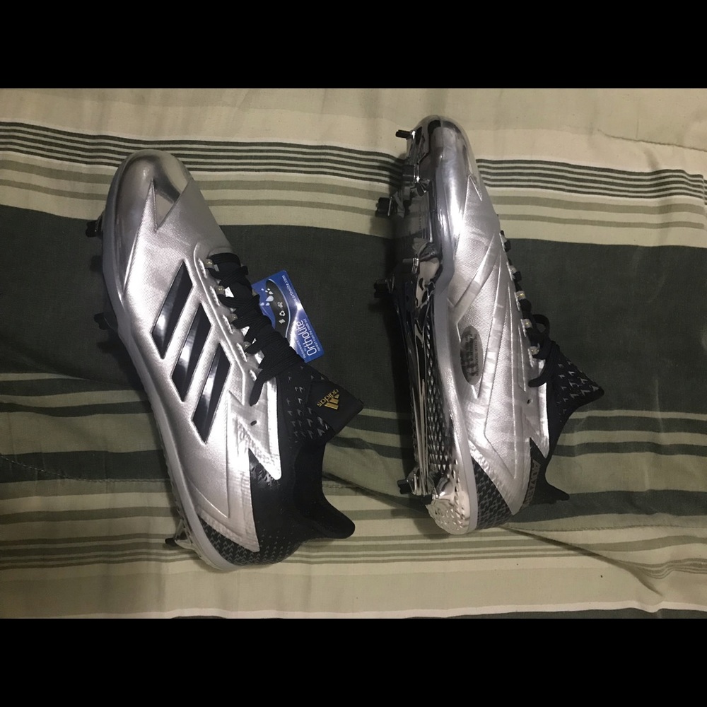 adizero baseball cleats